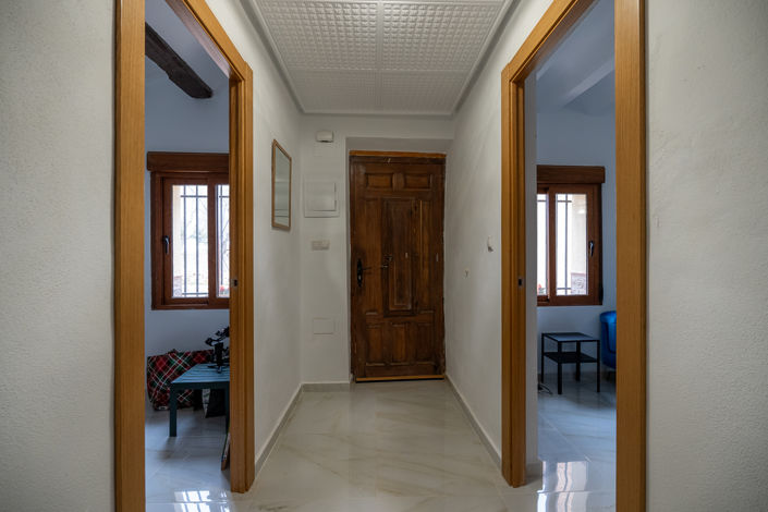 Image No.3-6 Bed Country House for sale