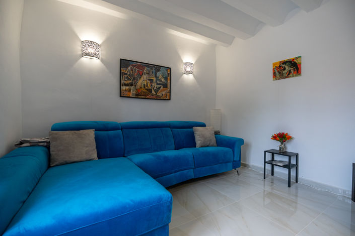 Image No.5-6 Bed Country House for sale