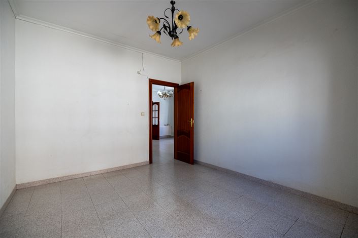 Image No.11-3 Bed Townhouse for sale