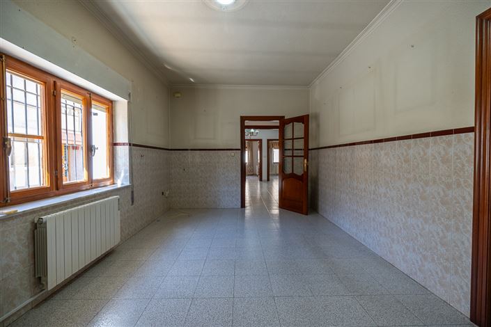 Image No.22-3 Bed Townhouse for sale