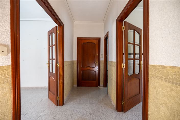 Image No.3-3 Bed Townhouse for sale