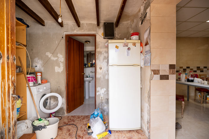 Image No.15-4 Bed Country House for sale