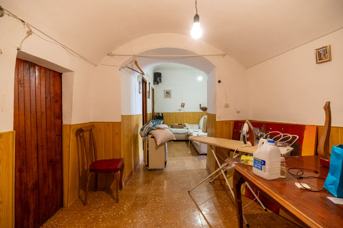 Image No.21-4 Bed Country House for sale