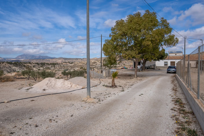 Image No.30-4 Bed Country House for sale