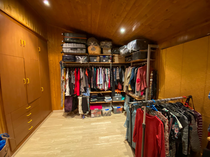 Image No.27-6 Bed Country House for sale