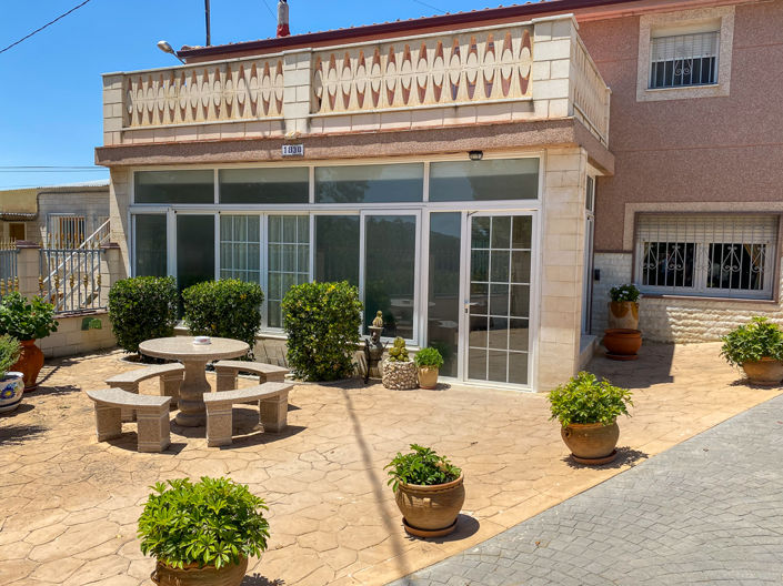 Image No.5-6 Bed Country House for sale