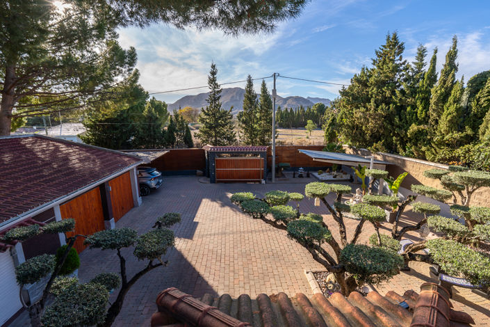 Image No.2-Villa de 5 chambres à vendre à Elda