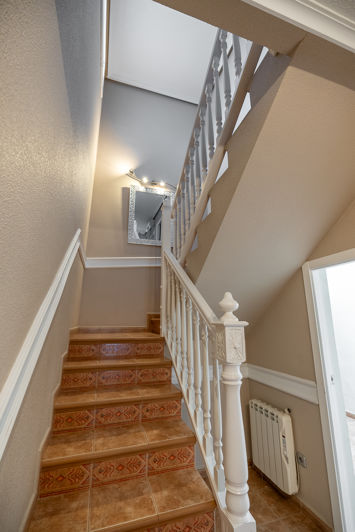 Image No.26-4 Bed Townhouse for sale