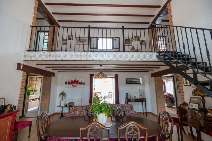 Image No.14-7 Bed Villa for sale