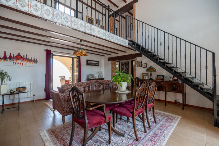 Image No.15-7 Bed Villa for sale