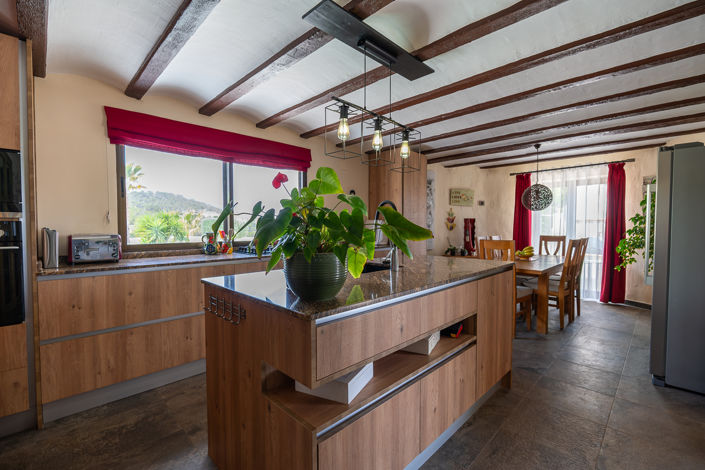 Image No.17-7 Bed Villa for sale