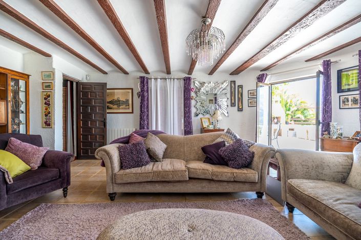 Image No.28-6 Bed Villa for sale