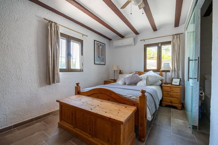 Image No.29-6 Bed Villa for sale