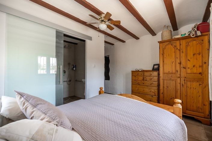 Image No.30-6 Bed Villa for sale