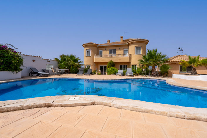 Image No.7-5 Bed Villa for sale