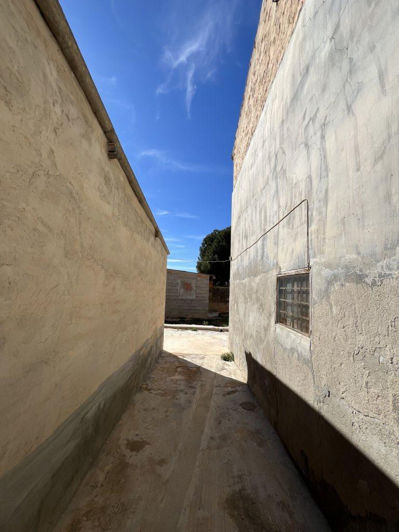 Image No.18-5 Bed Country House for sale