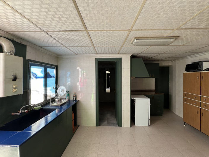 Image No.9-5 Bed Country House for sale