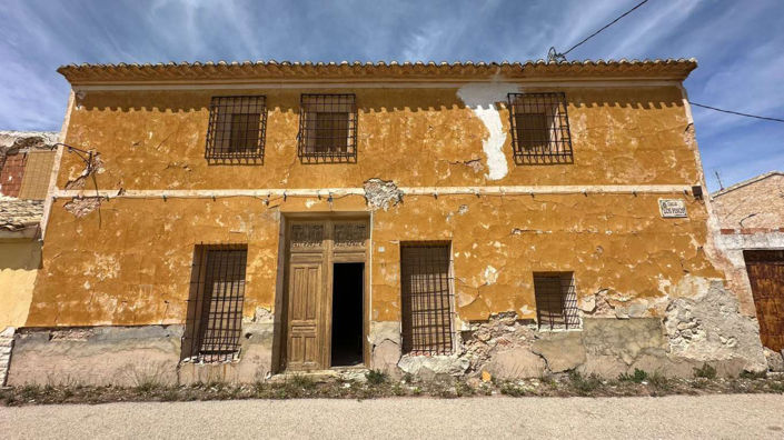 Image No.1-Maison de campagne de 6 chambres à vendre à Algueña