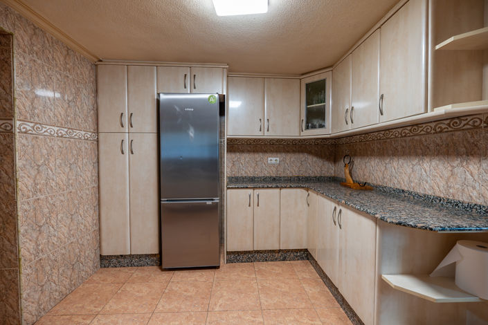 Image No.15-5 Bed Country House for sale