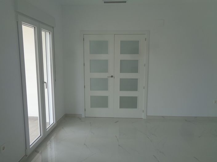 Image No.11-4 Bed Villa for sale