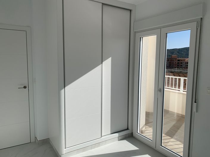 Image No.28-4 Bed Villa for sale