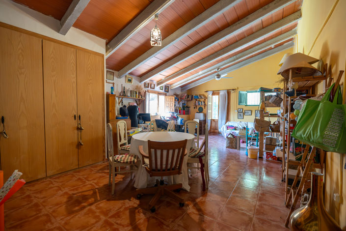 Image No.22-7 Bed Country House for sale