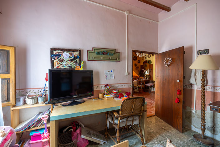 Image No.9-7 Bed Country House for sale