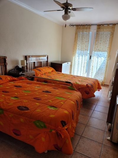 Image No.11-5 Bed Townhouse for sale