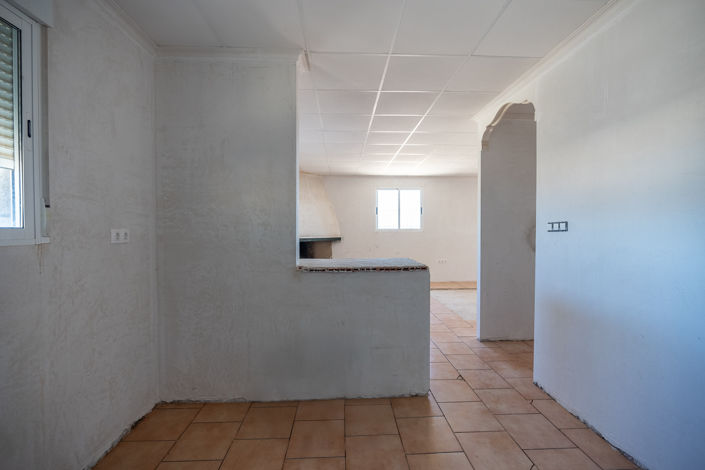 Image No.11-3 Bed Country House for sale