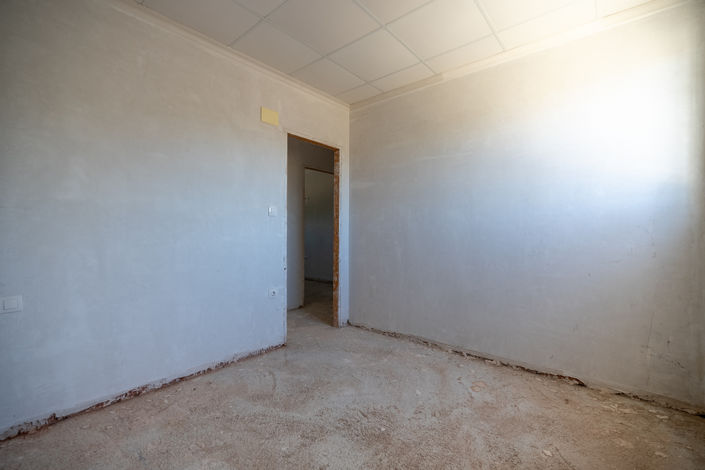 Image No.19-3 Bed Country House for sale