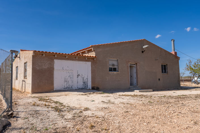 Image No.2-3 Bed Country House for sale