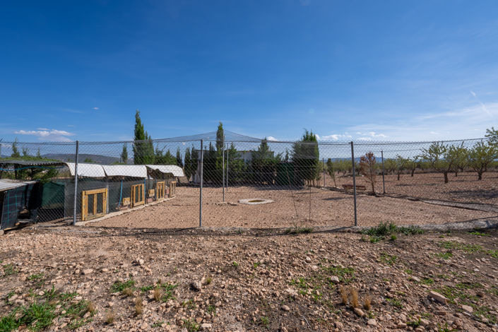 Image No.26-3 Bed Country House for sale