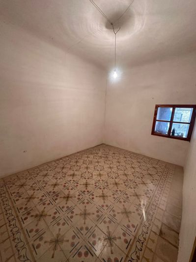 Image No.4-3 Bed Townhouse for sale