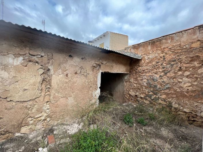 Image No.11-3 Bed Townhouse for sale