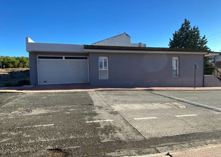 Image No.6-Maison de ville de 3 chambres à vendre à Sax