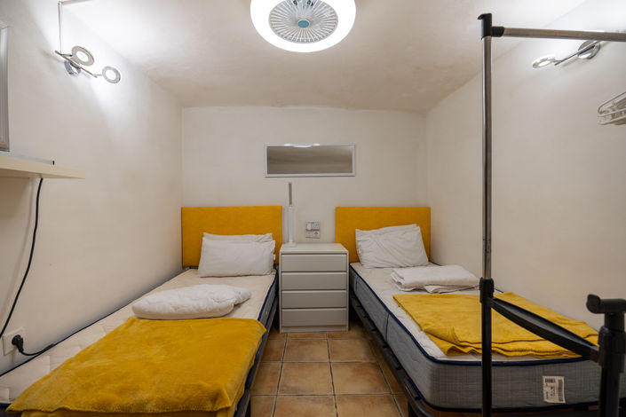 Image No.23-4 Bed Country House for sale