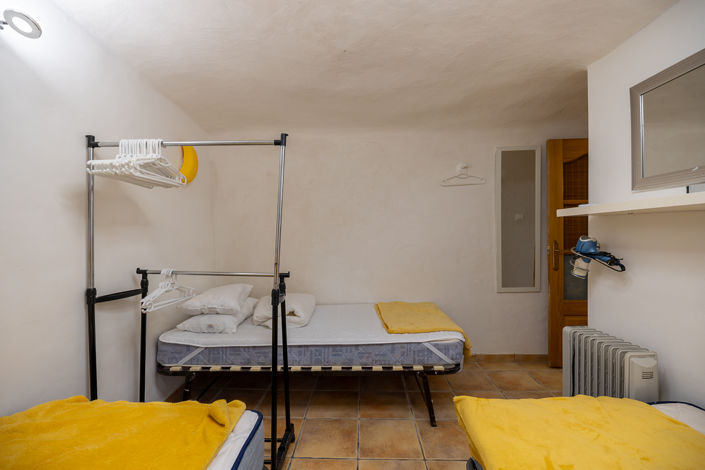 Image No.24-4 Bed Country House for sale