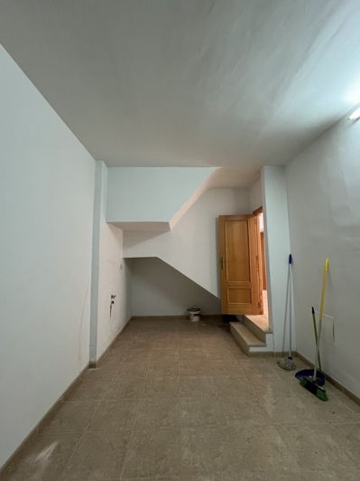 Image No.10-4 Bed Townhouse for sale