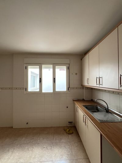 Image No.8-4 Bed Townhouse for sale