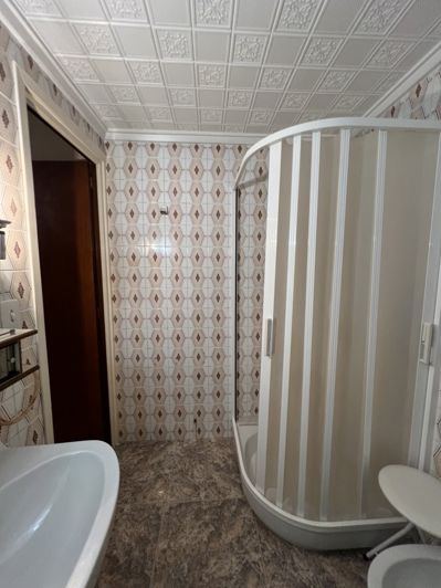 Image No.11-4 Bed Townhouse for sale