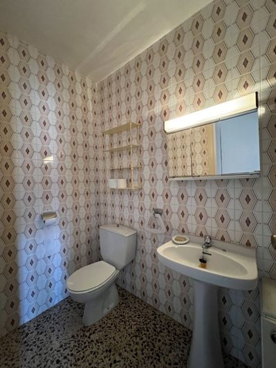 Image No.17-4 Bed Townhouse for sale