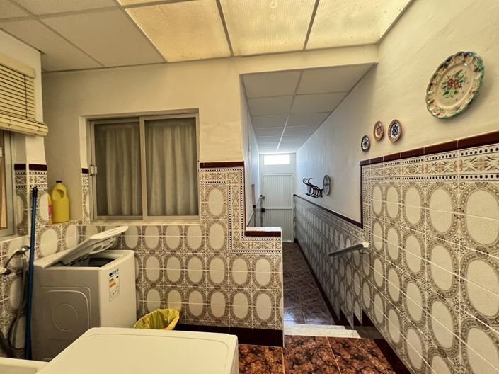 Image No.6-4 Bed Townhouse for sale