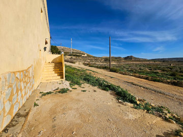 3667spaciousapartmentintorredelrico0901251219