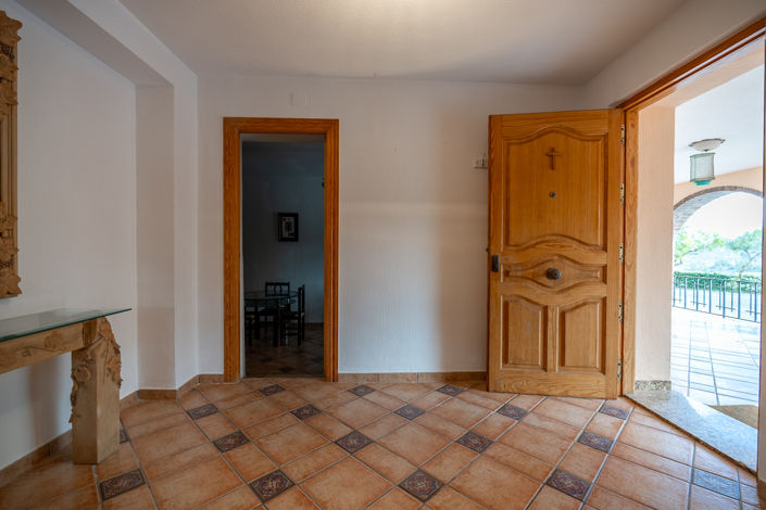 Image No.5-Maison de campagne de 6 chambres à vendre à Monóvar