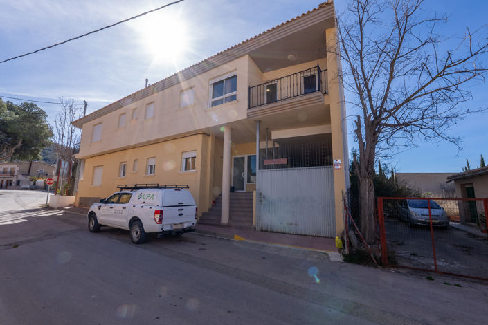 Image No.18-2 Bed Apartment for sale