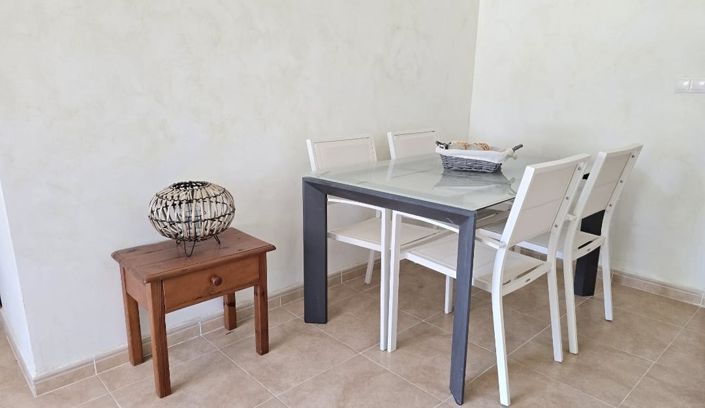 Image No.3-Appartement de 2 chambres à vendre à Canada de la Lena