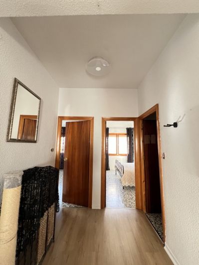 Image No.11-6 Bed Townhouse for sale