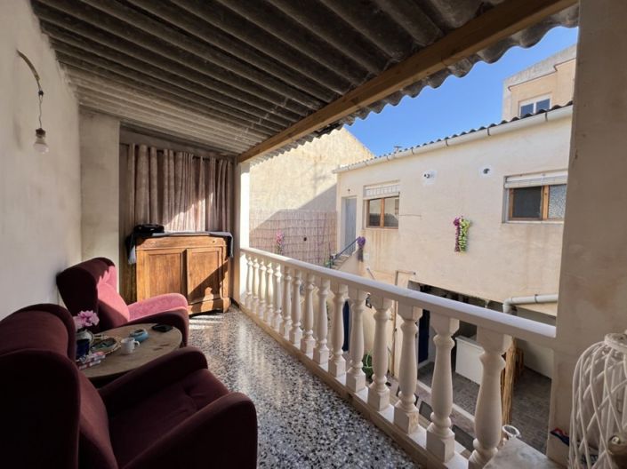 Image No.15-6 Bed Townhouse for sale