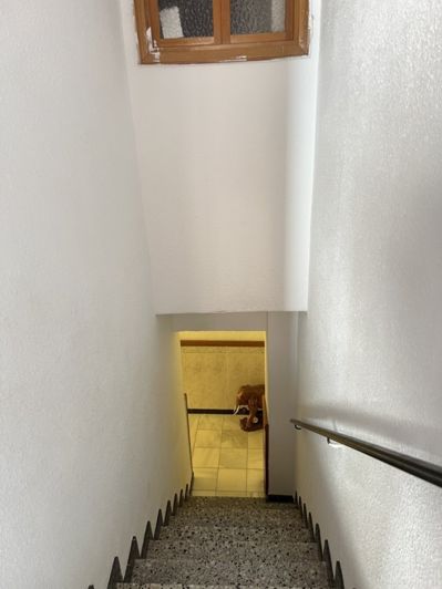 Image No.27-6 Bed Townhouse for sale