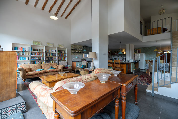 Image No.18-5 Bed Country House for sale